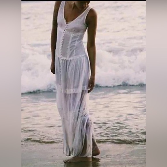 🦋🌈VERY RARE!! Free People Victoria Button Front Maxi Dress in White (XS)🌈🦋 - Picture 8 of 16